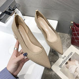 Fashion Breathable Stretch Pumps